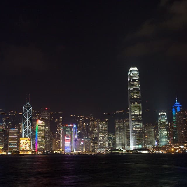 Did I tell you guys how much I love Hong Kong? #hk #hongkong #skyline #citiesatnight