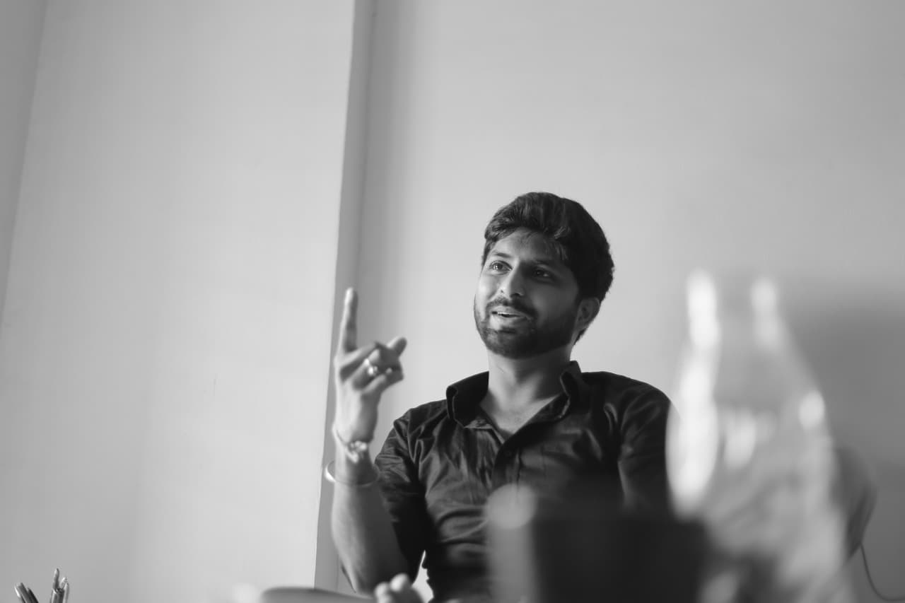 friends, stories & smiles