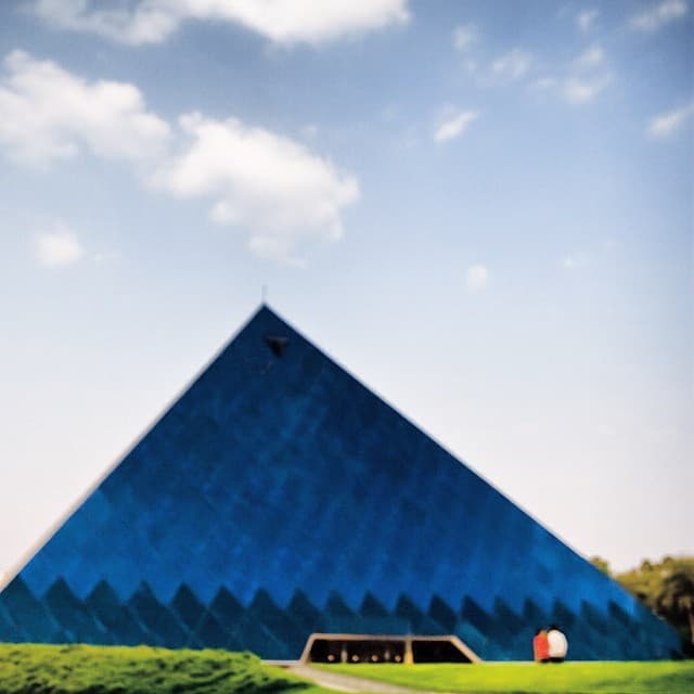 Infy knew how to make beautiful offices.