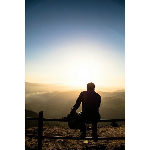 Ever since I moved to Bombay, everywhere I am, I look around. I look around for a familiar face. You. When I am occasionally in Bangalore, memories of you flash by. We have moved on from that city, but I still turn back to look for you. The gone you. Nine years since college. I wish there were a parallel universe where I were with you. The lost you. I have been so fascinated by @_ikru style photographs and stories that I wanted to start with that format. But I will try to keep the photograph and story related. Some stories of past, some from now and maybe some fiction & dreams.