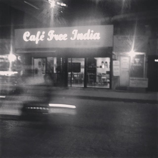 Finger licking gooood!! (at Cafe Free India)